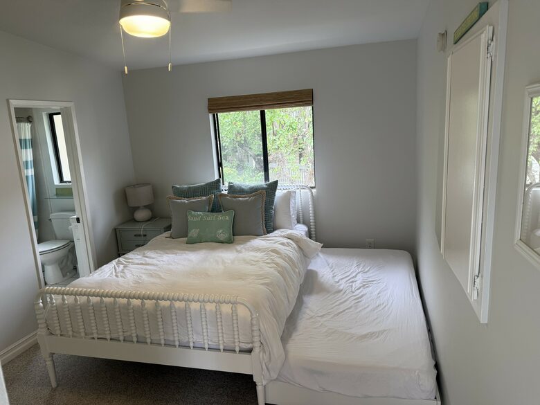 Coastal Village Living Steps to San Clemente Beach - San Clemente, California