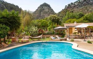 Sophisticated Serenity in the Heart of Mallorca - Caimari, Spain