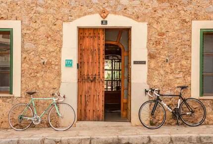 Sophisticated Serenity in the Heart of Mallorca - Caimari, Spain
