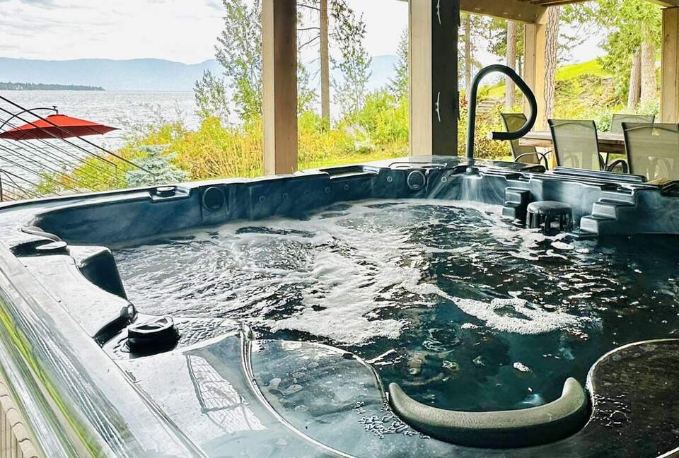 Private Flathead Lakefront Estate with Dock, Hot Tub & Panoramic Mountain Views - Rollins, Montana