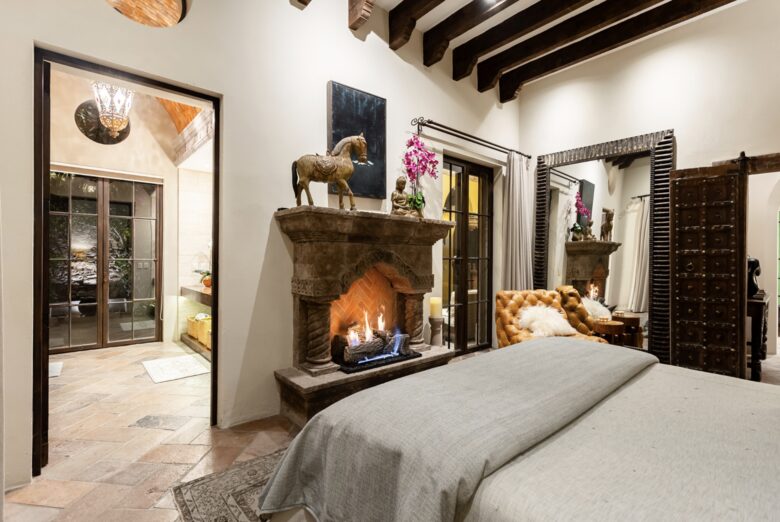 Private Centro Sanctuary with Parroquia Sightlines - San Miguel de Allende, Mexico