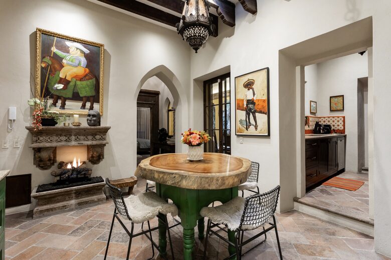 Private Centro Sanctuary with Parroquia Sightlines - San Miguel de Allende, Mexico