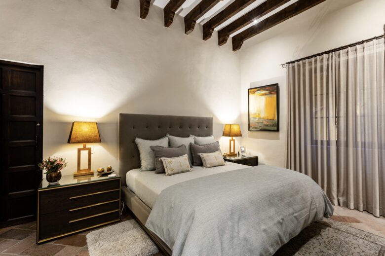 Private Centro Sanctuary with Parroquia Sightlines - San Miguel de Allende, Mexico