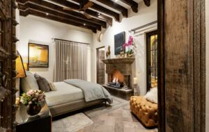 Private Centro Sanctuary with Parroquia Sightlines - San Miguel de Allende, Mexico