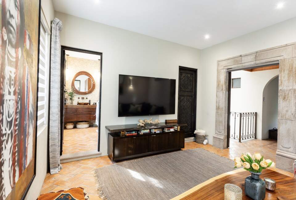 Private Centro Sanctuary with Parroquia Sightlines - San Miguel de Allende, Mexico