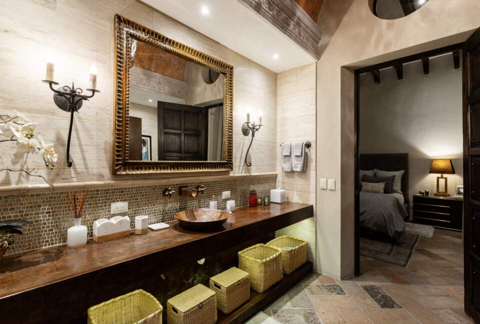 Private Centro Sanctuary with Parroquia Sightlines - San Miguel de Allende, Mexico