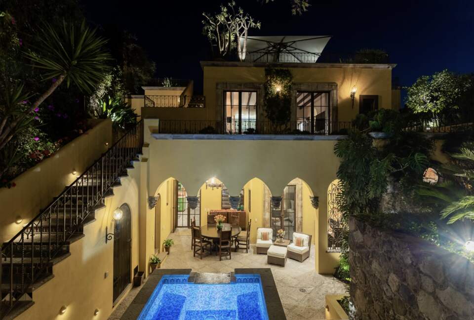 Private Centro Sanctuary with Parroquia Sightlines - San Miguel de Allende, Mexico