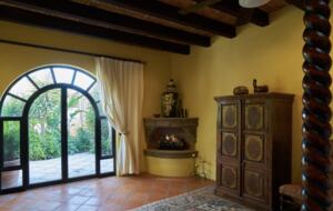 Private Centro Sanctuary with Parroquia Sightlines - San Miguel de Allende, Mexico