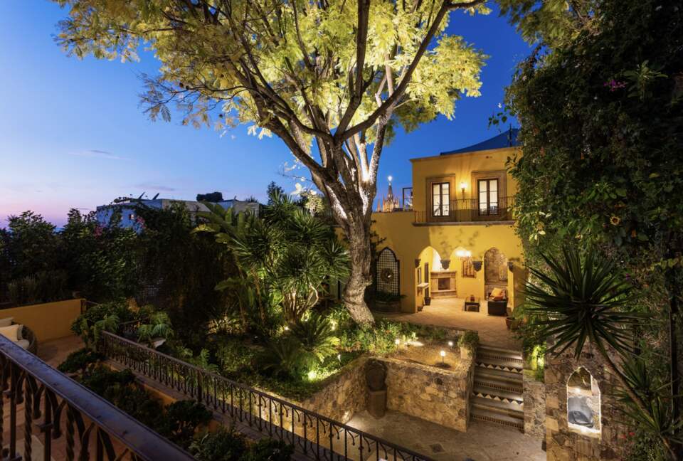 Private Centro Sanctuary with Parroquia Sightlines - San Miguel de Allende, Mexico