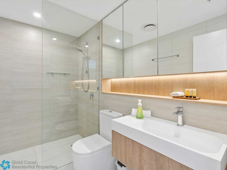 52nd Floor Ocean View Retreat in Broadbeach - Broadbeach, Australia