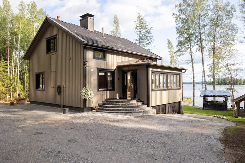 A Refined Legacy Villa in Kangasala - Tohkala, Finland