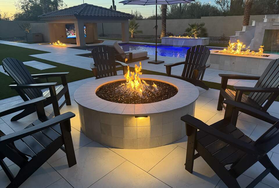 Comfy fire pit for chilly nights