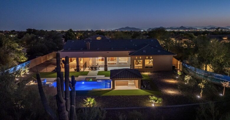 Luxury North Scottsdale Retreat in Gated Community - Scottsdale, Arizona