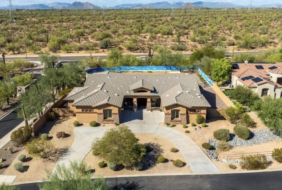 Luxury North Scottsdale Retreat in Gated Community - Scottsdale, Arizona