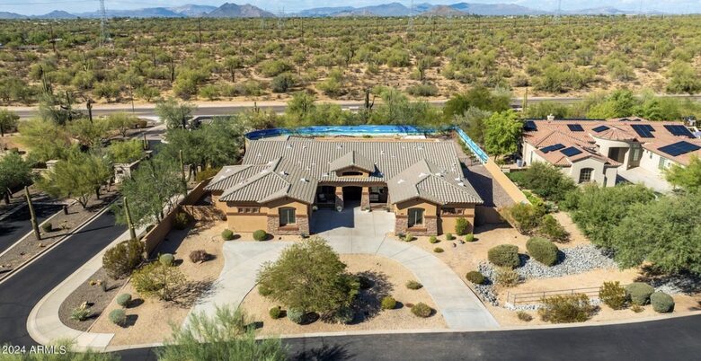 Luxury North Scottsdale Retreat in Gated Community - Scottsdale, Arizona