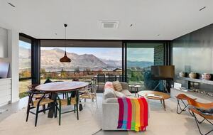 Breathtaking Lake Wanaka and Southern Alps Panorama Above Town - Wānaka, New Zealand