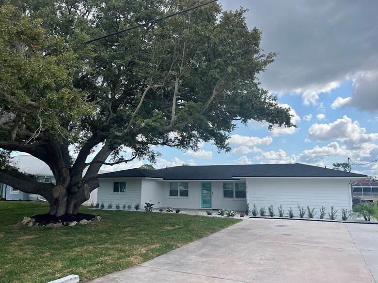 Canal-Front Florida Retreat with Private Dock and Pool Near Manasota Key - Englewood, Florida