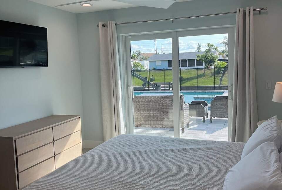 Canal-Front Florida Retreat with Private Dock and Pool Near Manasota Key - Englewood, Florida