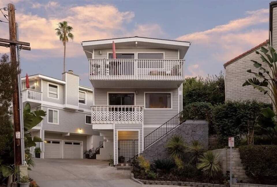 Coastal Village Living Steps to San Clemente Beach - San Clemente, California