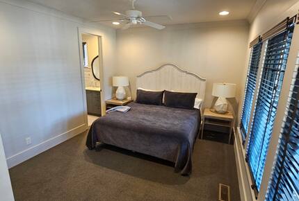 Peaceful Lake Martin Retreat with Floating Dock - Alexander City, Alabama