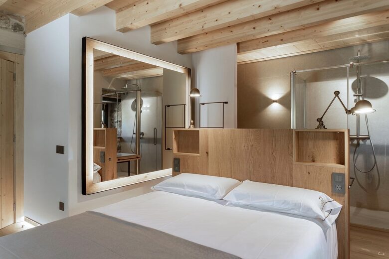 Timeless Pyrenean Estate - Alpens Barcelona, Spain