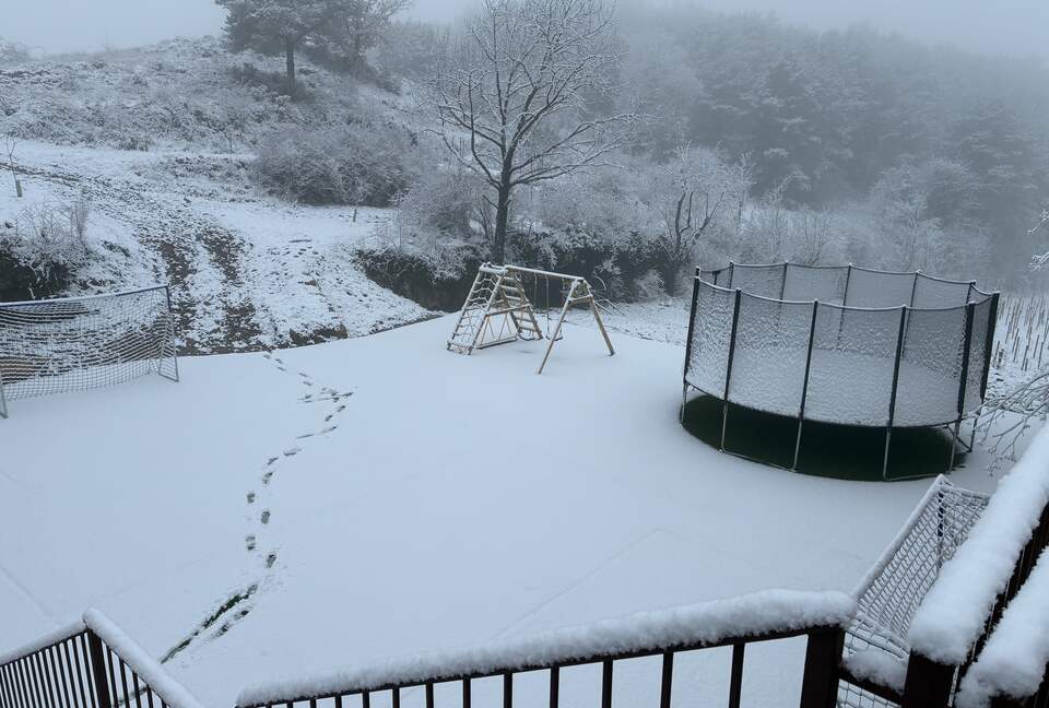 Timeless Pyrenean Estate - Alpens Barcelona, Spain