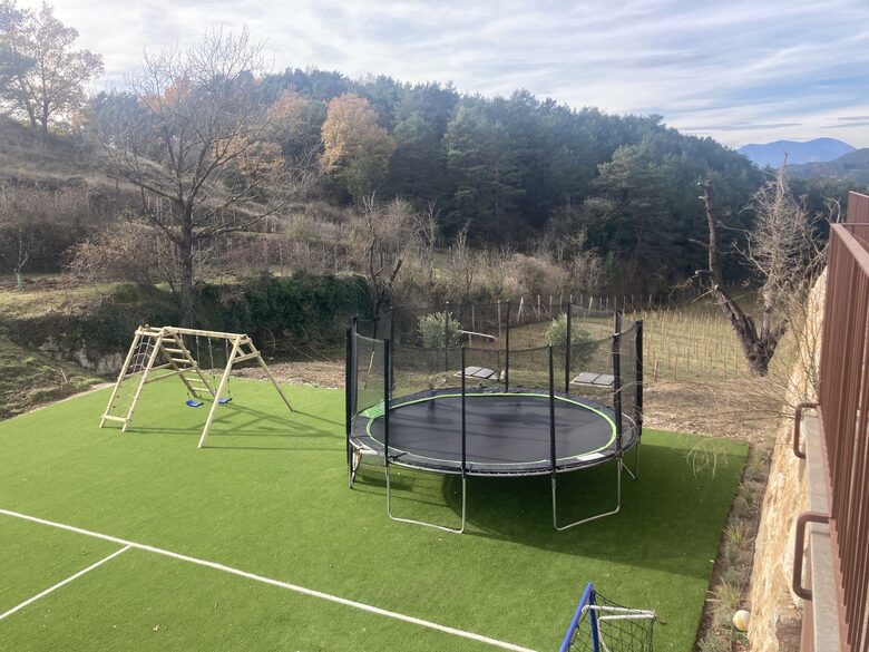 Timeless Pyrenean Estate - Alpens Barcelona, Spain