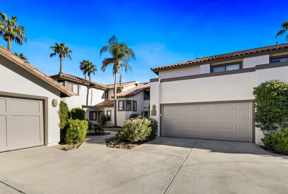 PGA West Retreat Overlooking the Palmer Course - La Quinta, California