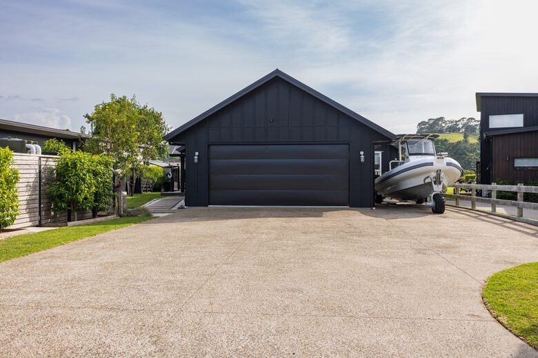 Relaxed Waterfront Location, Cooks Beach, Coromandel - Whitianga, New Zealand