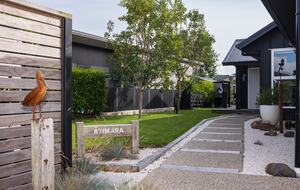 Relaxed Waterfront Location, Cooks Beach, Coromandel - Whitianga, New Zealand
