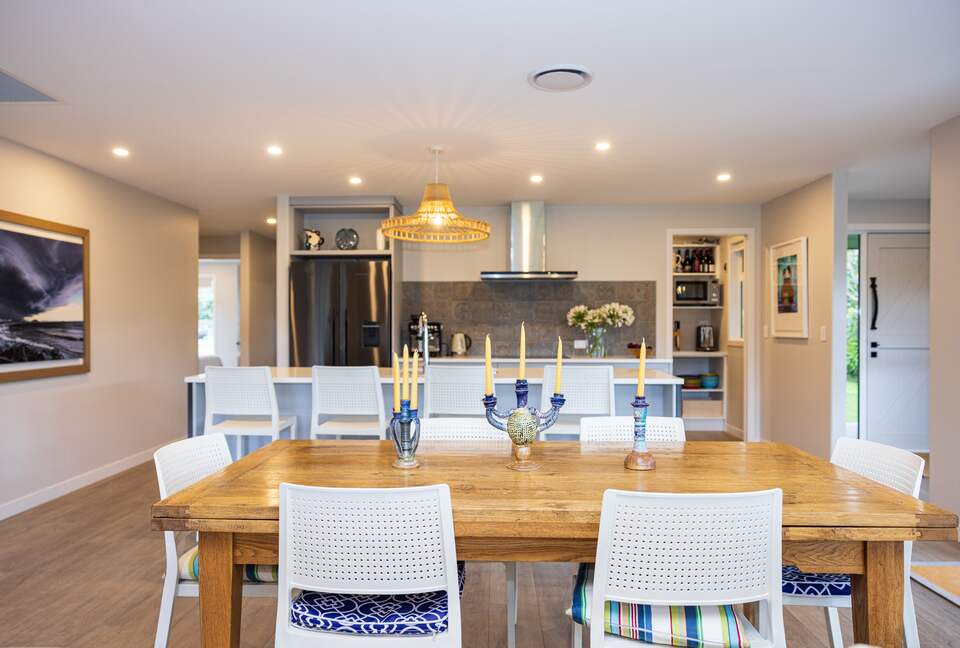 Relaxed Waterfront Location, Cooks Beach, Coromandel - Whitianga, New Zealand