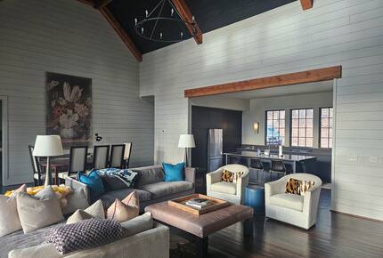 Peaceful Lake Martin Retreat with Floating Dock - Alexander City, Alabama