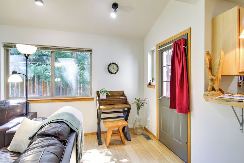 Comfortable Midtown Bozeman Townhome Near Downtown - Bozeman, Montana