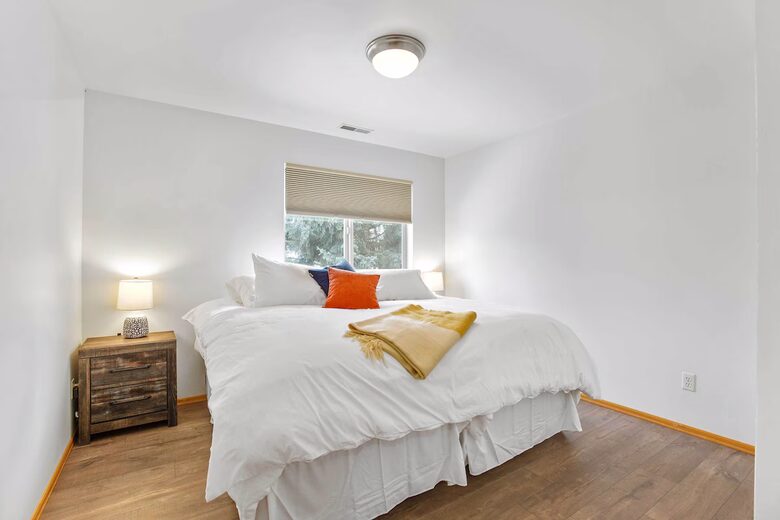 Comfortable Midtown Bozeman Townhome Near Downtown - Bozeman, Montana