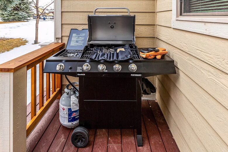 Comfortable Midtown Bozeman Townhome Near Downtown - Bozeman, Montana