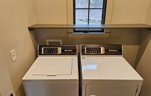 Peaceful Lake Martin Retreat with Floating Dock - Alexander City, Alabama