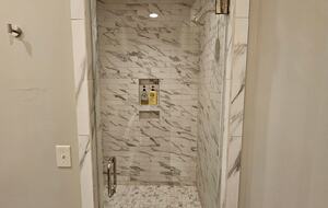 Peaceful Lake Martin Retreat with Floating Dock - Alexander City, Alabama