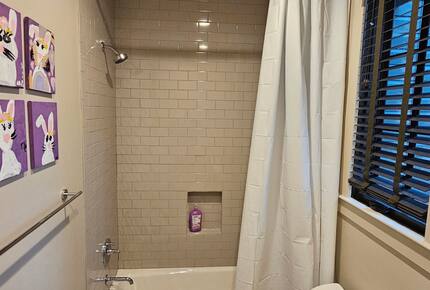 Peaceful Lake Martin Retreat with Floating Dock - Alexander City, Alabama