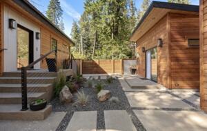 Contemporary Lake Coeur d’Alene Escape - Coeur D’Alene, Idaho