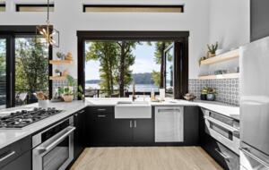 Contemporary Lake Coeur d’Alene Escape - Coeur D’Alene, Idaho