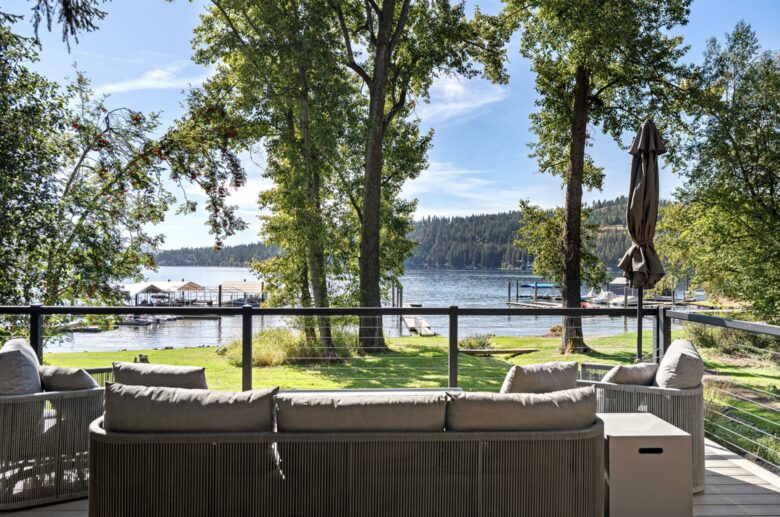 Contemporary Lake Coeur d’Alene Escape - Coeur D’Alene, Idaho