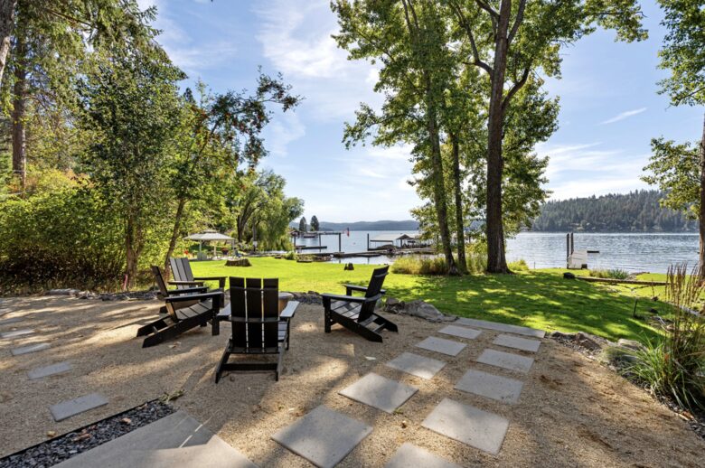 Contemporary Lake Coeur d’Alene Escape - Coeur D’Alene, Idaho