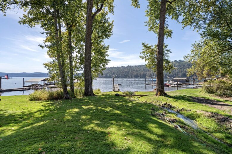 Contemporary Lake Coeur d’Alene Escape - Coeur D’Alene, Idaho