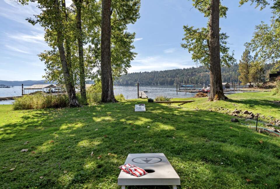 Contemporary Lake Coeur d’Alene Escape - Coeur D’Alene, Idaho