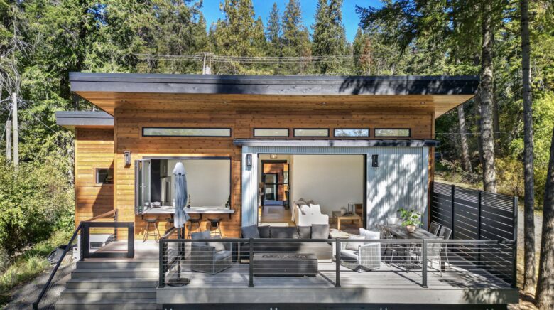 Contemporary Lake Coeur d’Alene Escape - Coeur D’Alene, Idaho