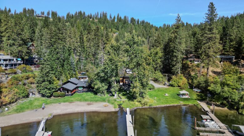 Contemporary Lake Coeur d’Alene Escape - Coeur D’Alene, Idaho