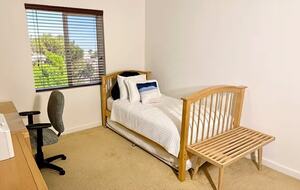 Coastal Estate in the Heart of Manhattan Beach - Manhattan Beach, California