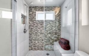 Coastal Estate in the Heart of Manhattan Beach - Manhattan Beach, California