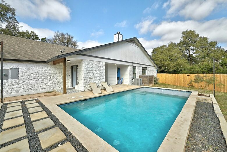 Private Austin Retreat with Dual Pools & Fire Pits - Austin, Texas