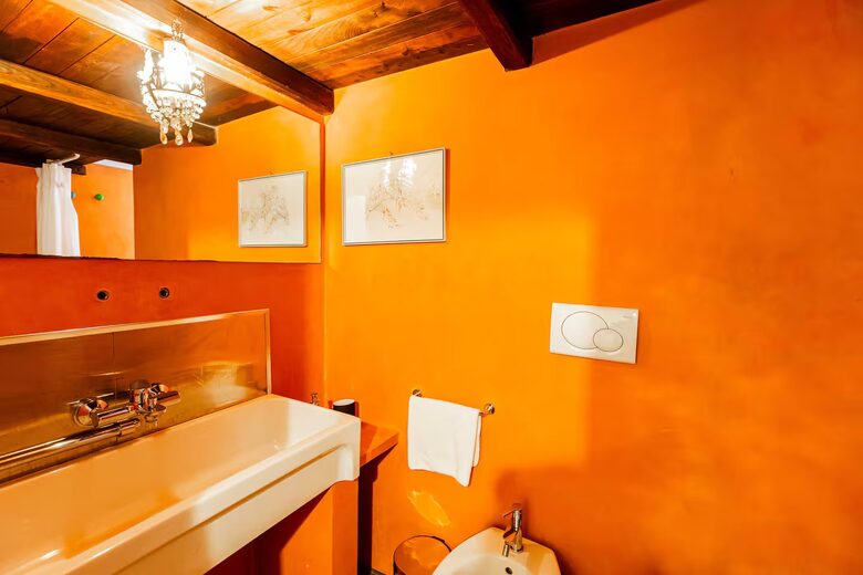 Spacious 19th-Century Apartment Overlooking Diocletian’s Baths - Rome, Italy